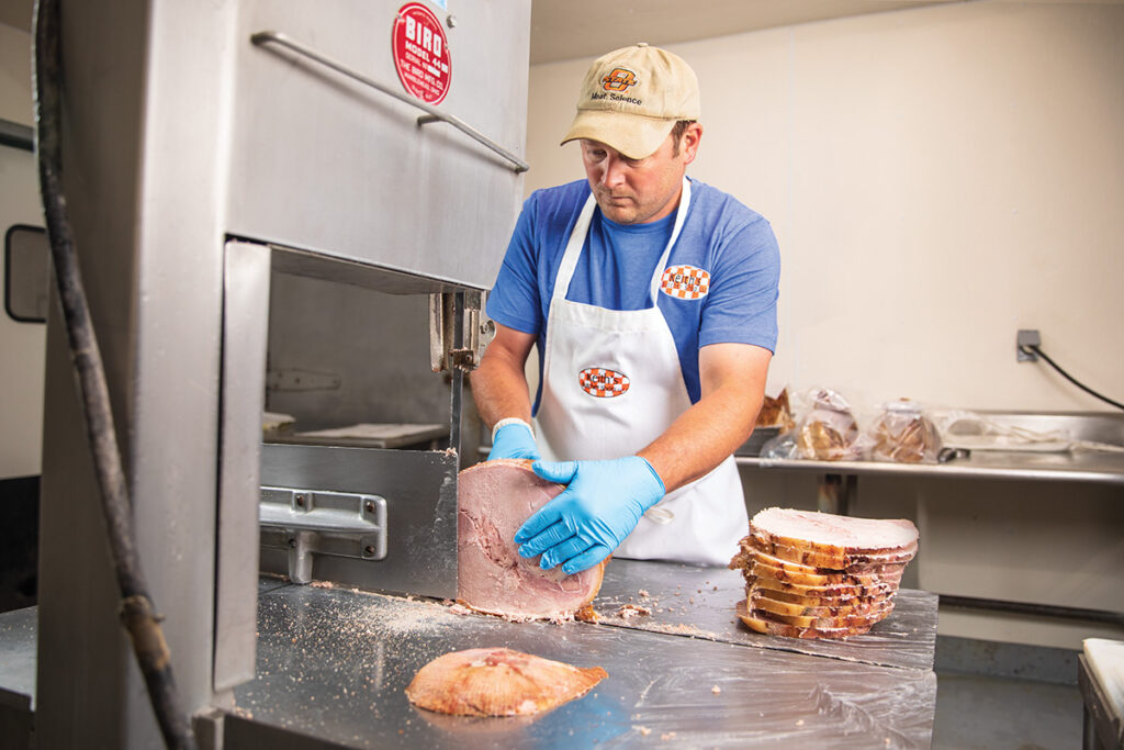 Keith slicing ham